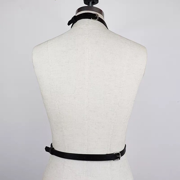 Black Bow Faux Patent Leather Strap Harness - Picture 3 of 3